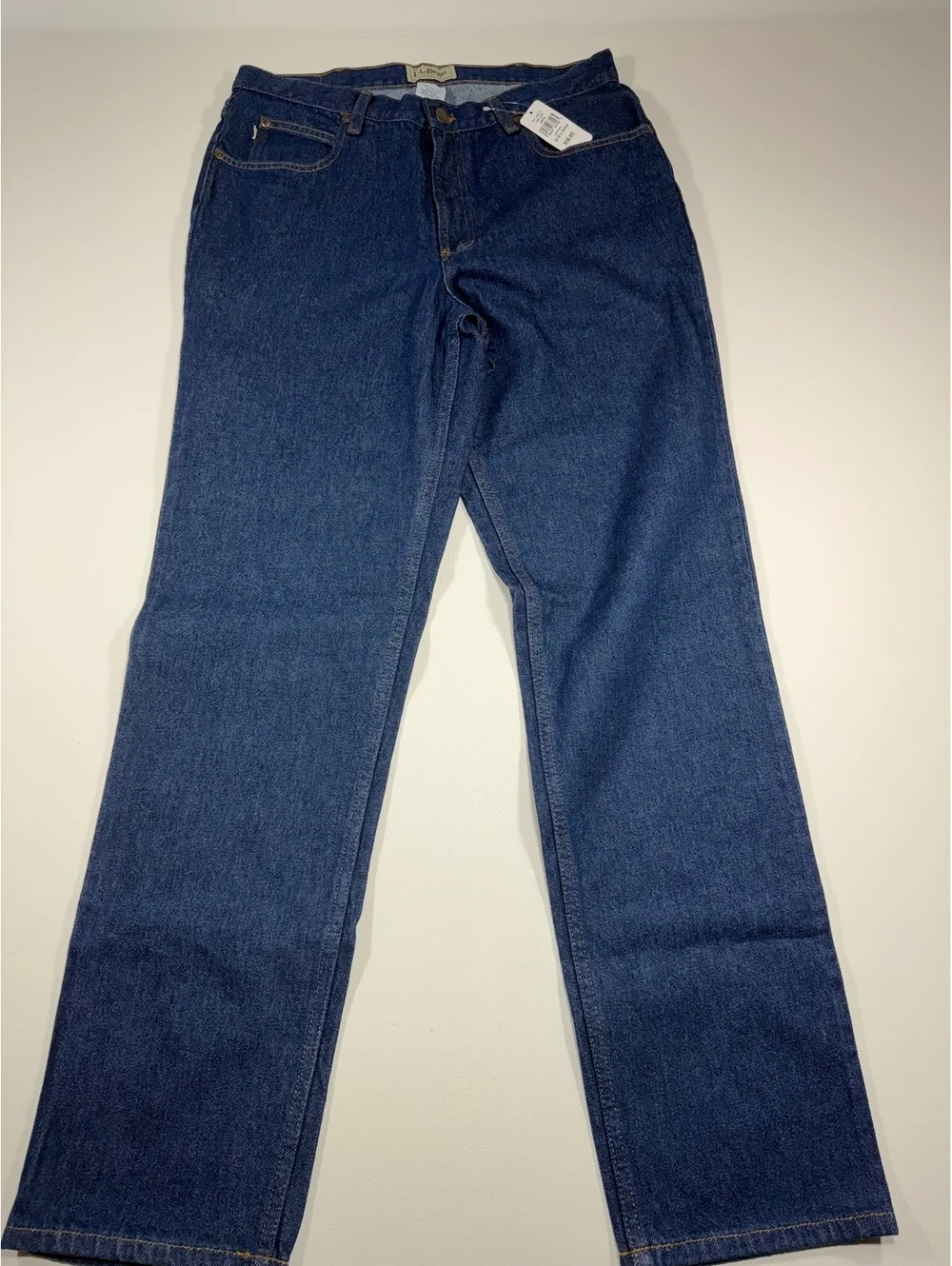 LL Bean Classic Fit Jeans Men’s 34x34 Dark Wash Straight Leg NWT